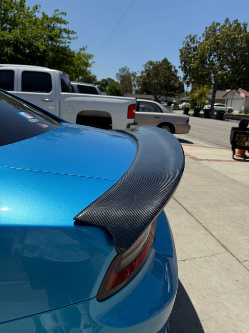 Red Eye Style Carbon Fiber Spoiler