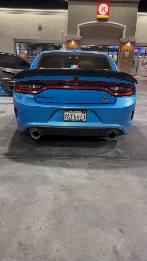 Red Eye Style Carbon Fiber Spoiler